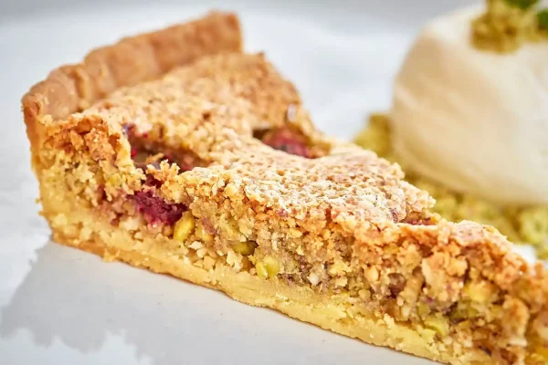 Raspberry and Pistachio Tart with Ice Cream Raspberry and Pistachio Tart with Ice Cream